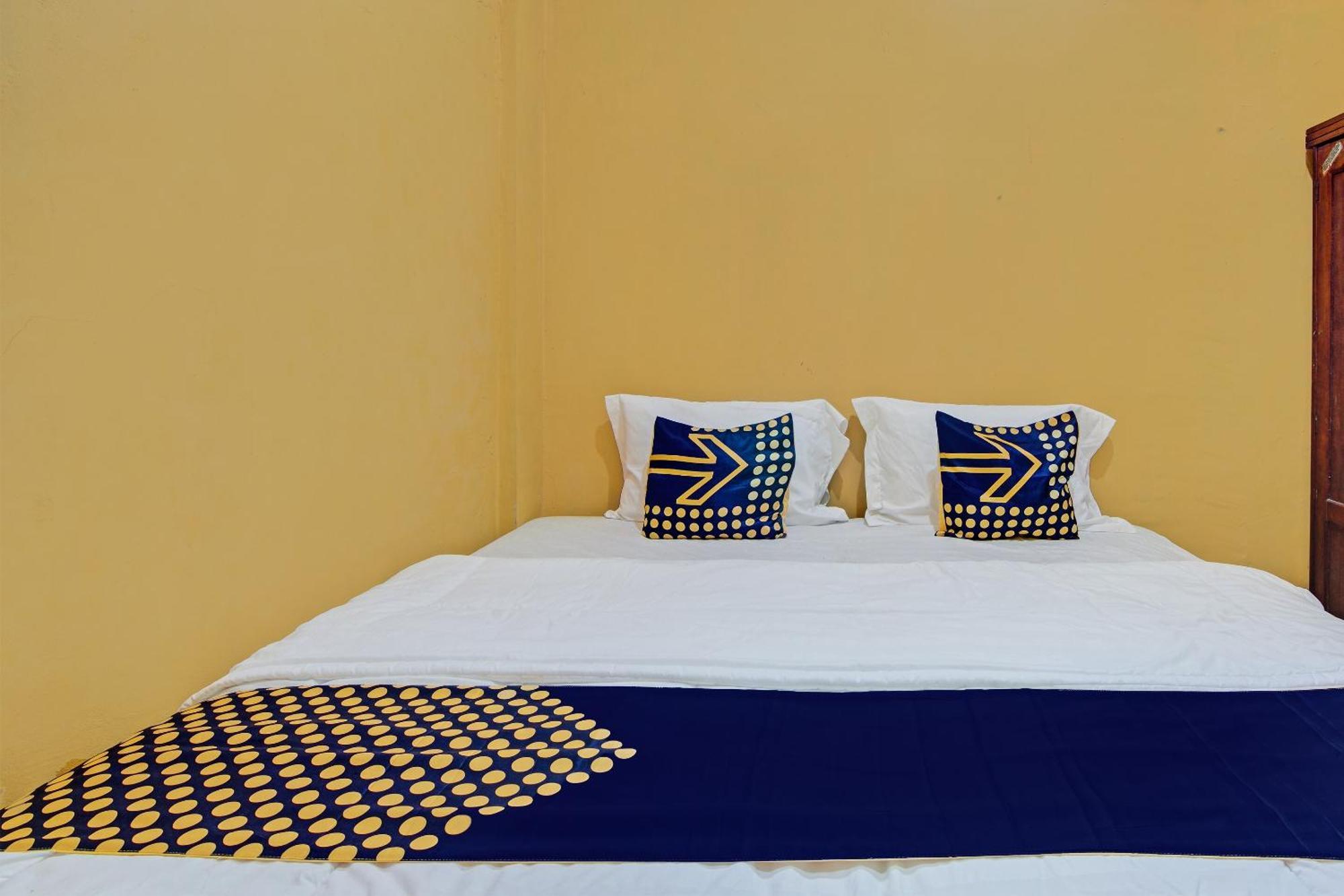 Hotel Spot On 92716 Syafira Near Perumahan Mustamindo Permai 1